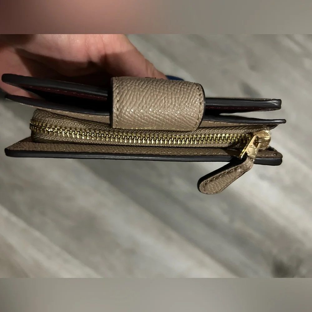 Coach wallet - Picture 3 of 3